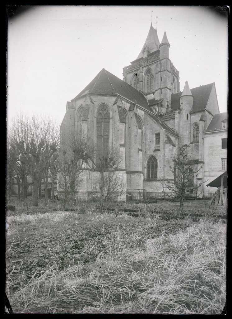 Ressource Église Saint Taurin d Évreux Eure vue d ensemble