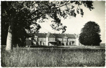 Broglie. [vue d'un manoir].