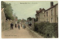 Bernouville. Grande Rue.
