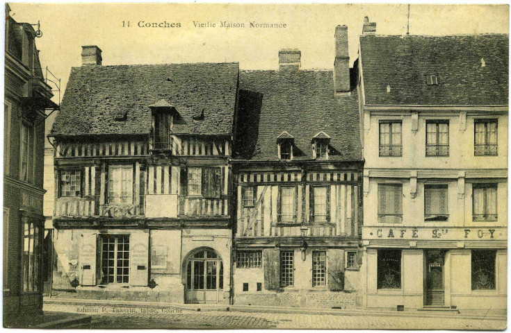 Conches-en-Ouche. Vieilles Maisons Normandes.