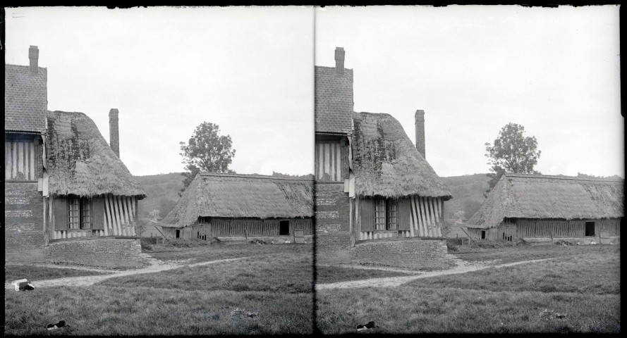 Grange et chaumière de la campagne normande. (idem 4828)