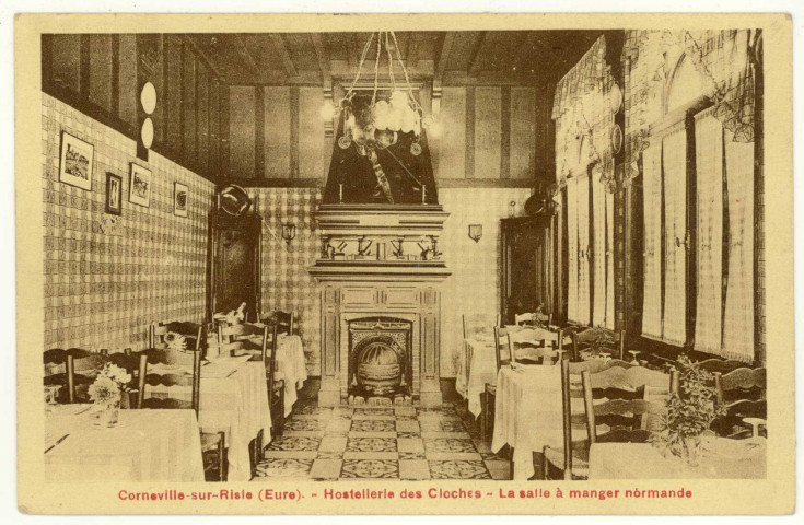 Corneville-sur-Risle. Hostellerie des Cloches-La Salle à manger normande.