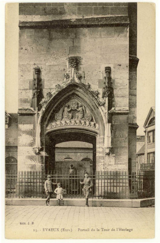 Evreux-Ville. Portail de la Tour de l'Horloge.