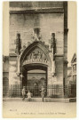Evreux-Ville. Portail de la Tour de l'Horloge.