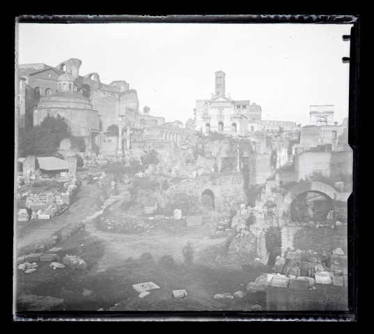 Ruines et vestiges romains en Italie.