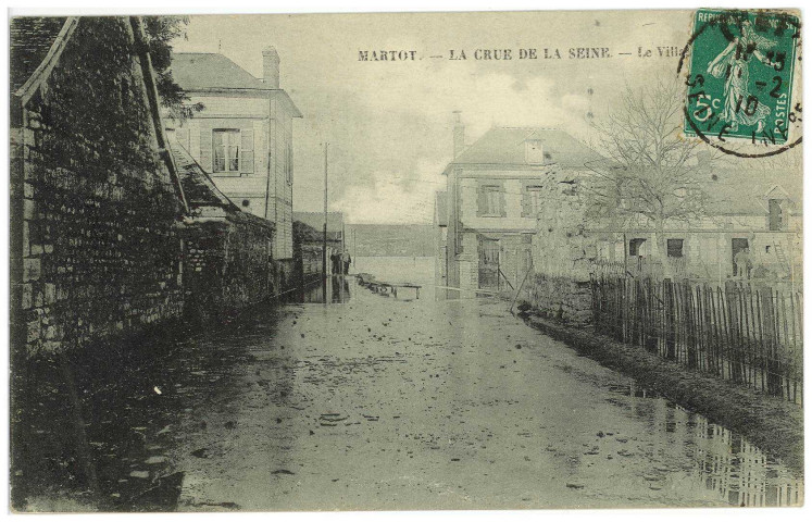 Martot. La Crue de la Seine - Le Village.