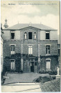 Bernay. Orphelinat de l'Immaculée-Conception - Cour d'entrée.