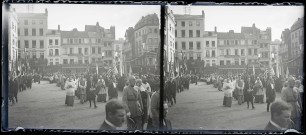 Procession en l'honneur de la béatification de Sainte-Thérèse de Lisieux à Lisieux (Calvados).