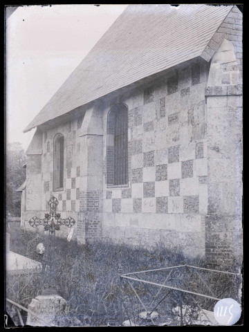 Église d'Épreville-en-Lieuvin (Eure), vue d'ensemble.