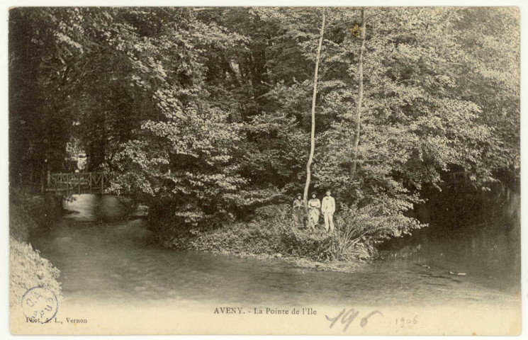 Dampsmesnil. Aveny La Pointe de l'Ile.