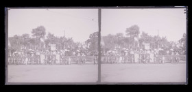 Tribunes officielles d'une cérémonie militaire française du 14 juillet à Beyrouth (Liban).