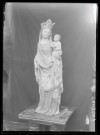Statue de Vierge à l'enfant de l'église de Saussay-la-Campagne (Eure).