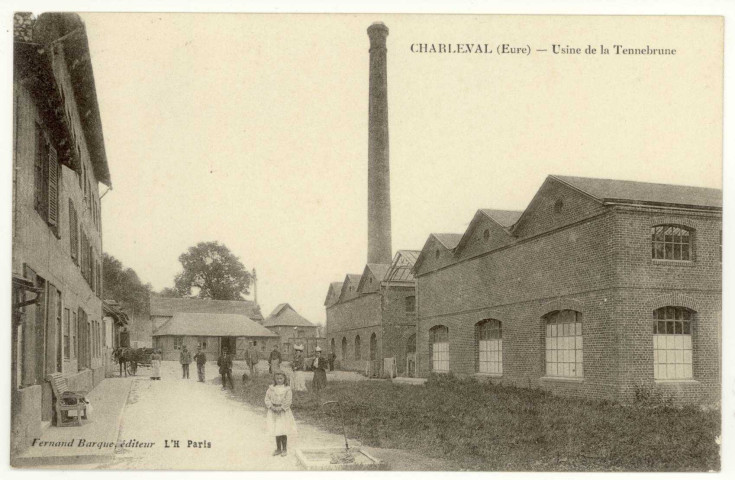 Charleval. Usine de la Tennebrune.
