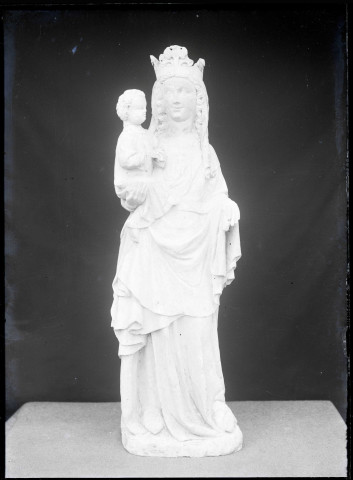 Statue de Vierge à l'enfant de l'église de Noyers (Eure).