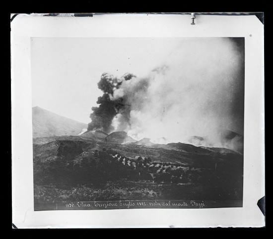 Éruption de l'Etna le 17 juillet 1892.