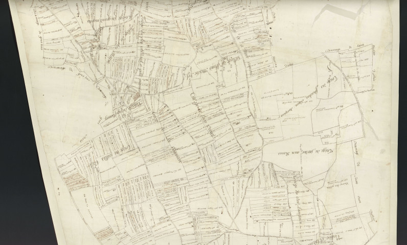 Piseux - Plan de la seigneurie de Charnelles. *