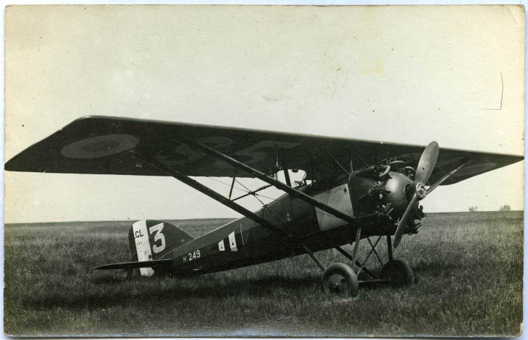 Evreux-Ville. Aéroplane.