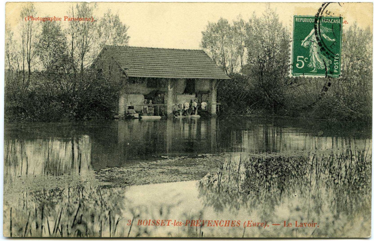Boisset-les-Prévanches. Le Lavoir.