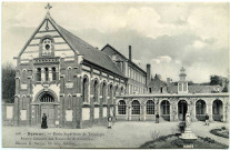 Bernay. Ecole Supérieure de Théologie - Ancien Couvent des Soeurs du St-Sacrement.