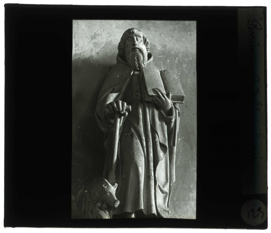Église de Perriers-sur-Andelle (Eure), statue de Saint-Antoine.