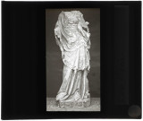 Vestige de la statue de Vierge à l'enfant de l'église de Lisors (Eure).