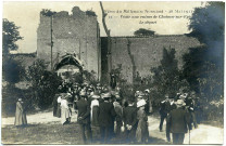 Château-sur-Epte. Fêtes du Millénaire Normand. - 28 mai 1911. - Visite aux ruines de Château-sur-Epte. - Le départ.