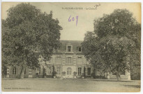 Saint-Victor-d'Epine. Le Château.