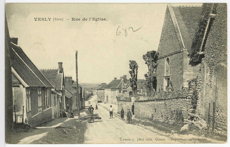 Vesly. Rue de l'Eglise.