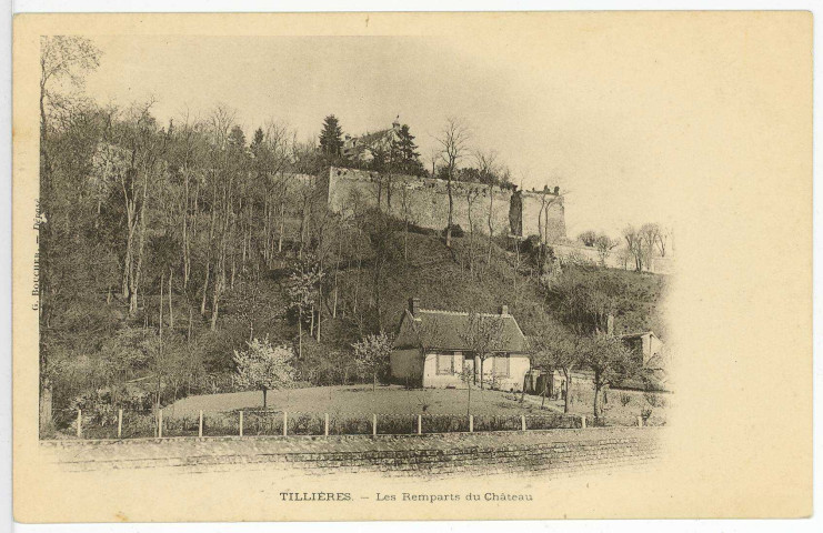 Tillières-sur-Avre. Les Remparts du Château.