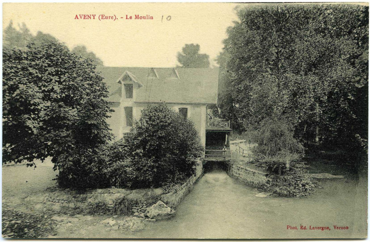 Dampsmesnil. Aveny. - Le Moulin.