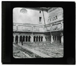 Basilique Saint-Paul-hors-les-Murs à Rome (Italie), cloître.