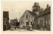 Forêt-la-Folie. Place de l'Eglise.