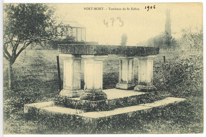 Port-Mort. Tombeau de St-Ebdin.