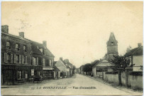 Bonneville-sur-Iton (la). Vue d'ensemble.