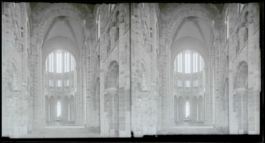 Abbaye du Mont-Saint-Michel (Manche), travée de la nef de l'église.