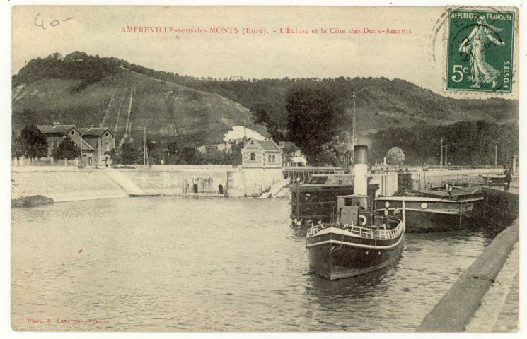 Amfreville-sous-les-Monts. L'écluse et la côte des Deux-Amants.