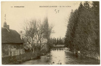 Beaumont-le-Roger. Sur la Risle.