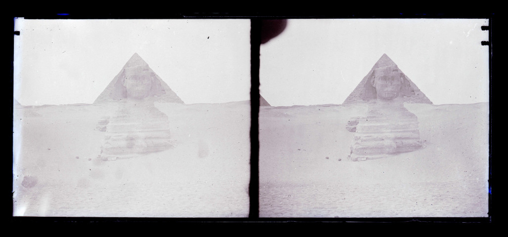 Sphinx et pyramides de Gizeh (Égypte).
