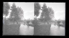 Rivière traversant la campagne normande.
