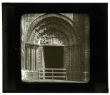 Basilique Saint-Denis (Seine-Saint-Denis), façade ouest, porte gauche.