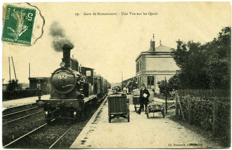Nonancourt. Gare de Nonancourt - Une vue sur les quais.
