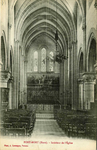 Port-Mort. Intérieur de l'Eglise.