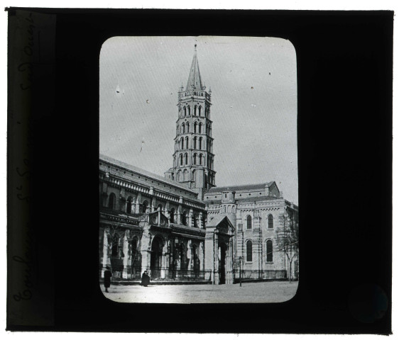 Église Saint-Sernin de Toulouse (Haute-Garonne), côté sud et clocher.