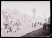 Vue d'une rue animée proche de la mosquée de Turush à Alep (Syrie).
