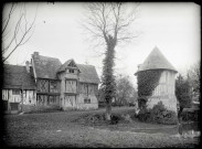 Pigeonnier du manoir de Firfol (Calvados).