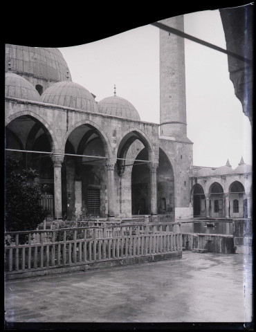 Vue de la grande mosquée d'Alep (Syrie).