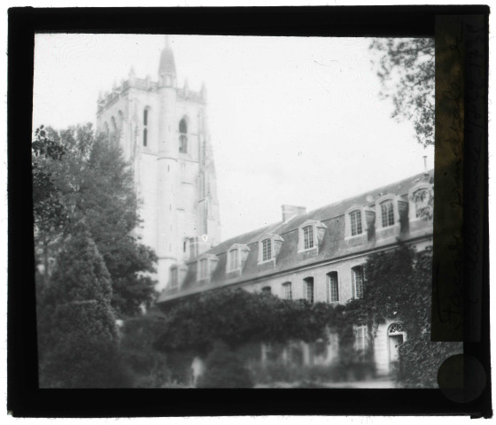 Abbaye Notre-Dame du Bec au Bec-Hellouin (Eure), logis abbatial.