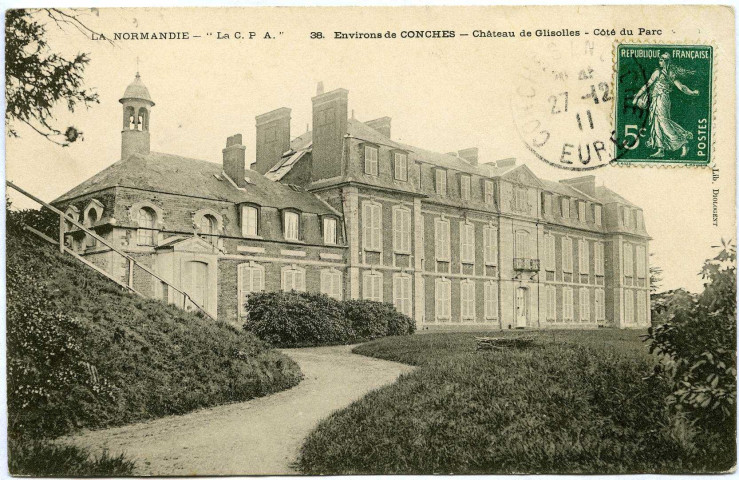 Glisolles. Château de Glisolles - Côté du Parc.
