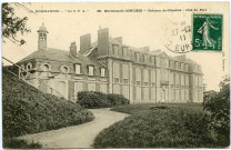 Glisolles. Château de Glisolles - Côté du Parc.