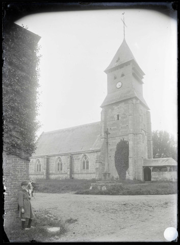 Vue d'ensemble de l'église de Capelle-les-Grands (Eure).